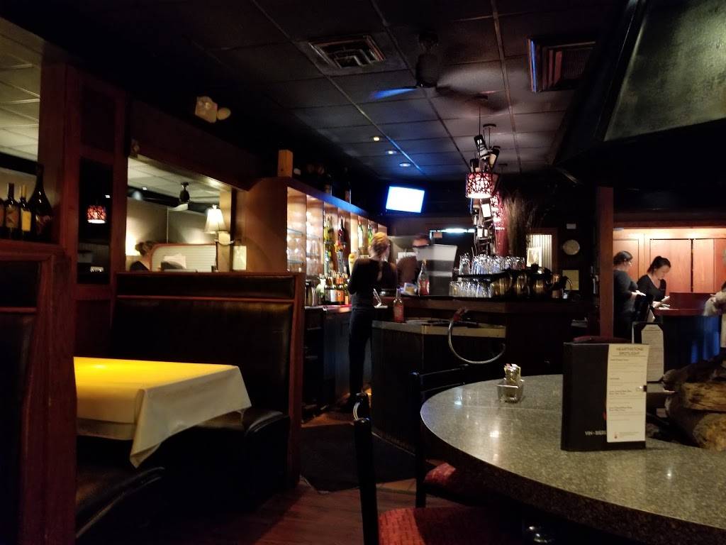 Hearthstone Bistro | restaurant | 3350 Glade St, Muskegon, MI 49444, USA | 2317331056 OR +1 231-733-1056