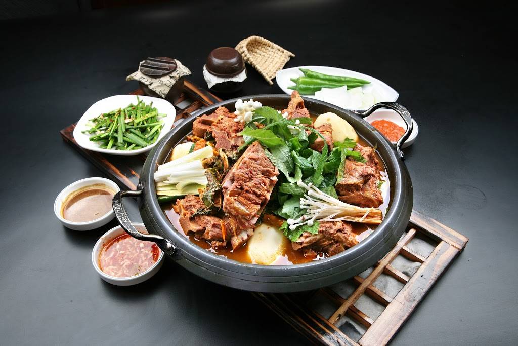 BBQ Garden Korean Restaurant | restaurant | 1949 Gessner Rd, Houston, TX 77080, USA | 7134619494 OR +1 713-461-9494