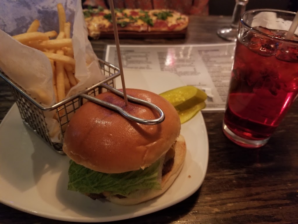 Broadway Station | restaurant | 30-09 Broadway, Astoria, NY 11106, USA | 7185455869 OR +1 718-545-5869