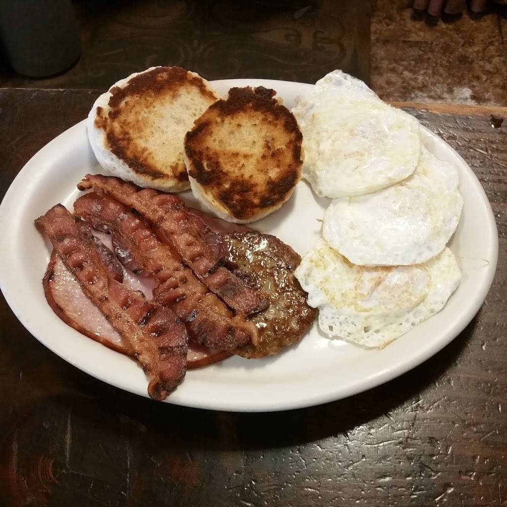 My Sister & I Restaurant | restaurant | 42 Central Square, Bridgewater, MA 02324, USA | 5088071751 OR +1 508-807-1751