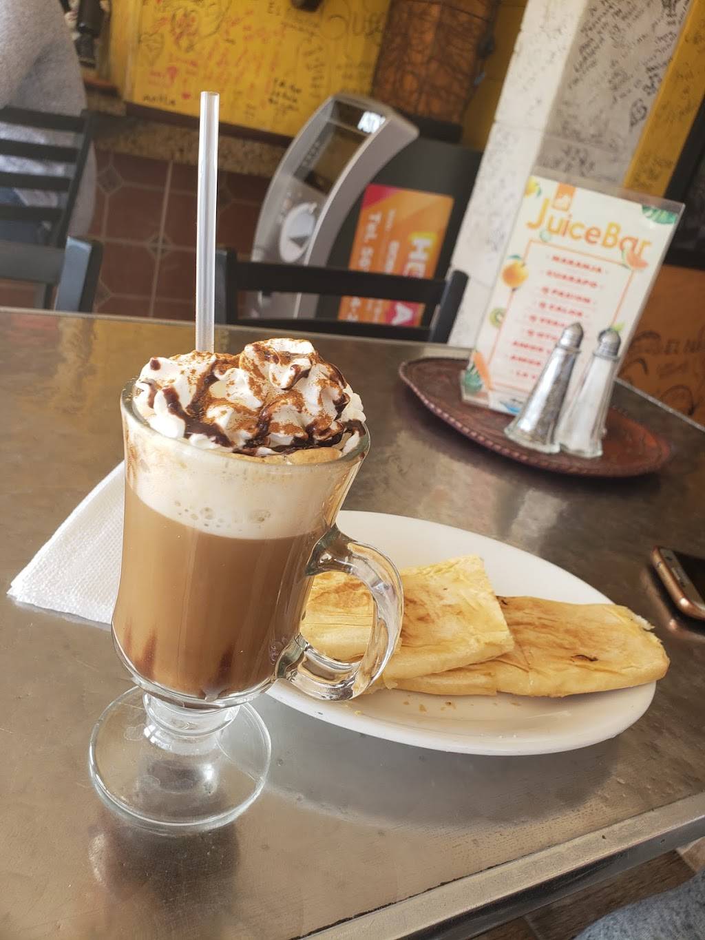 El Bohio Cuban Restaurant | restaurant | 101 S 3rd St, Lantana, FL 33462, USA | 5615865867 OR +1 561-586-5867