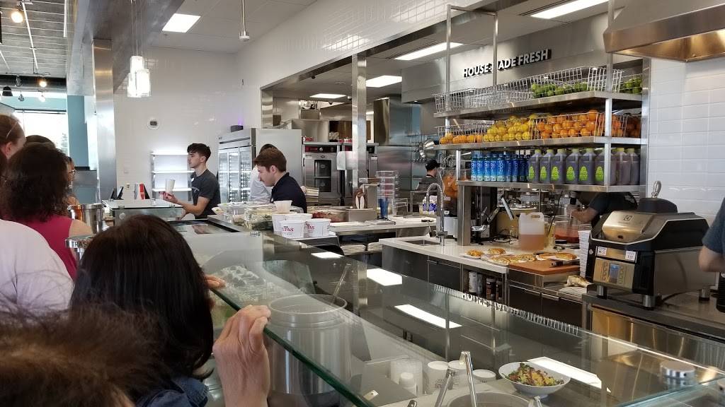 Cafe Zupas | restaurant | 8775 W Sura Lane #108, Greenfield, WI 53228, USA | 4142091558 OR +1 414-209-1558