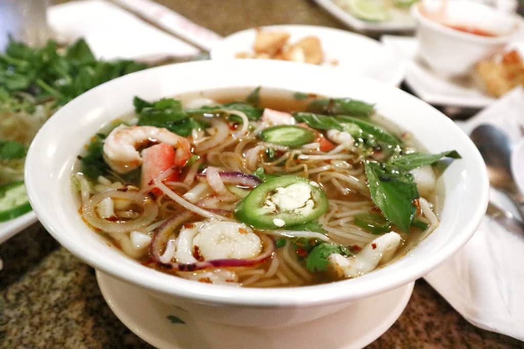 Viet Huong | restaurant | 930 Old Monrovia Rd NW, Huntsville, AL 35806, USA | 2568900104 OR +1 256-890-0104