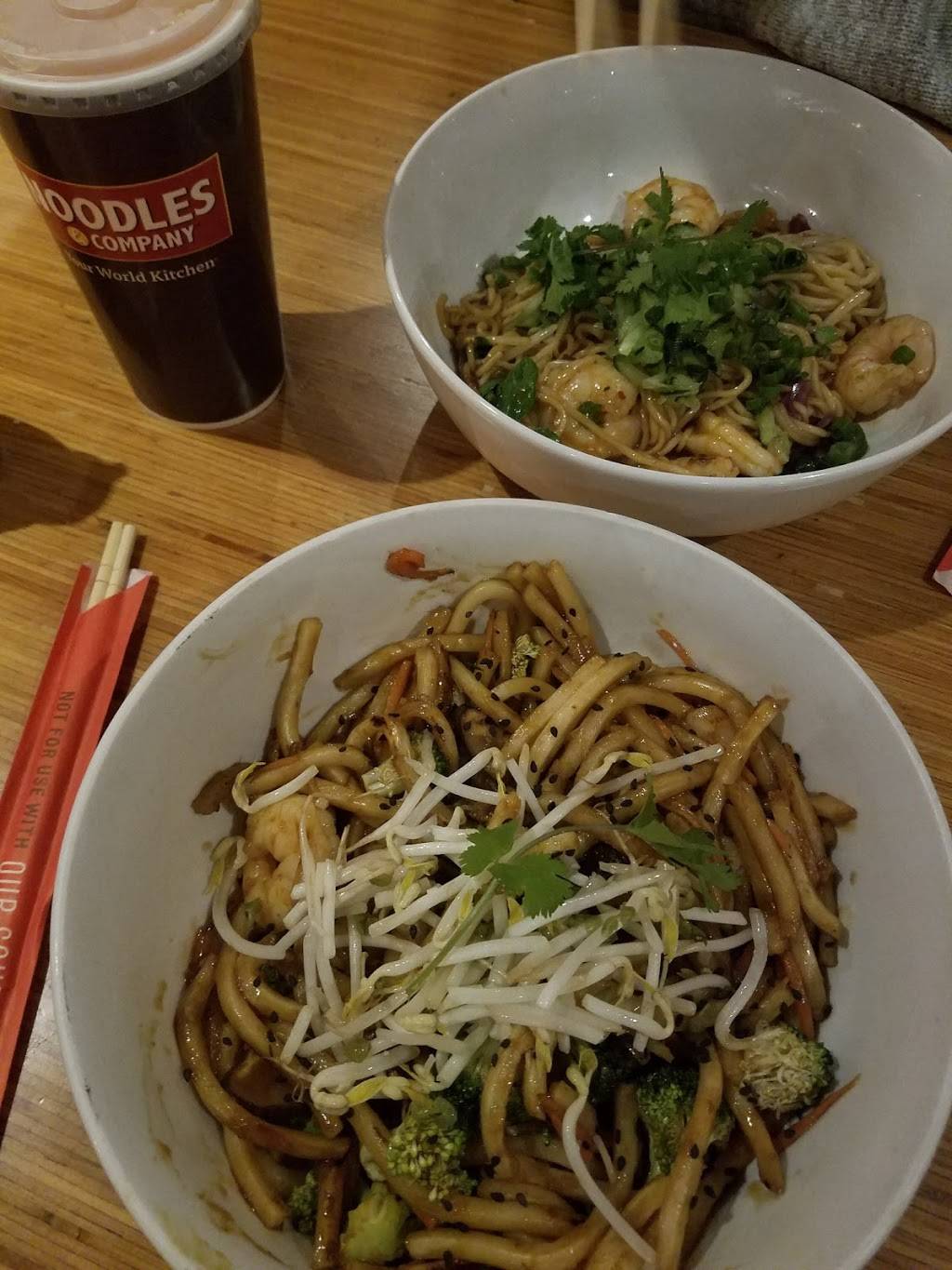 Noodles and Company | restaurant | 5032 N High St, Columbus, OH 43214, USA | 6144680600 OR +1 614-468-0600