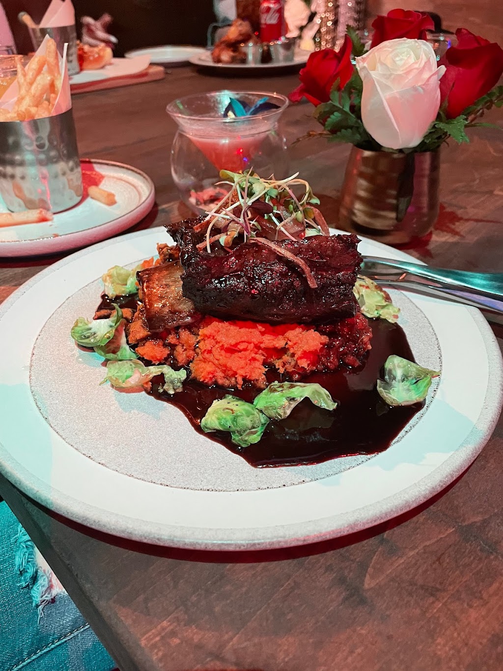 Legacy Bar & Grill | restaurant | 4421 Broadway, New York, NY 10040, USA | 9172617785 OR +1 917-261-7785