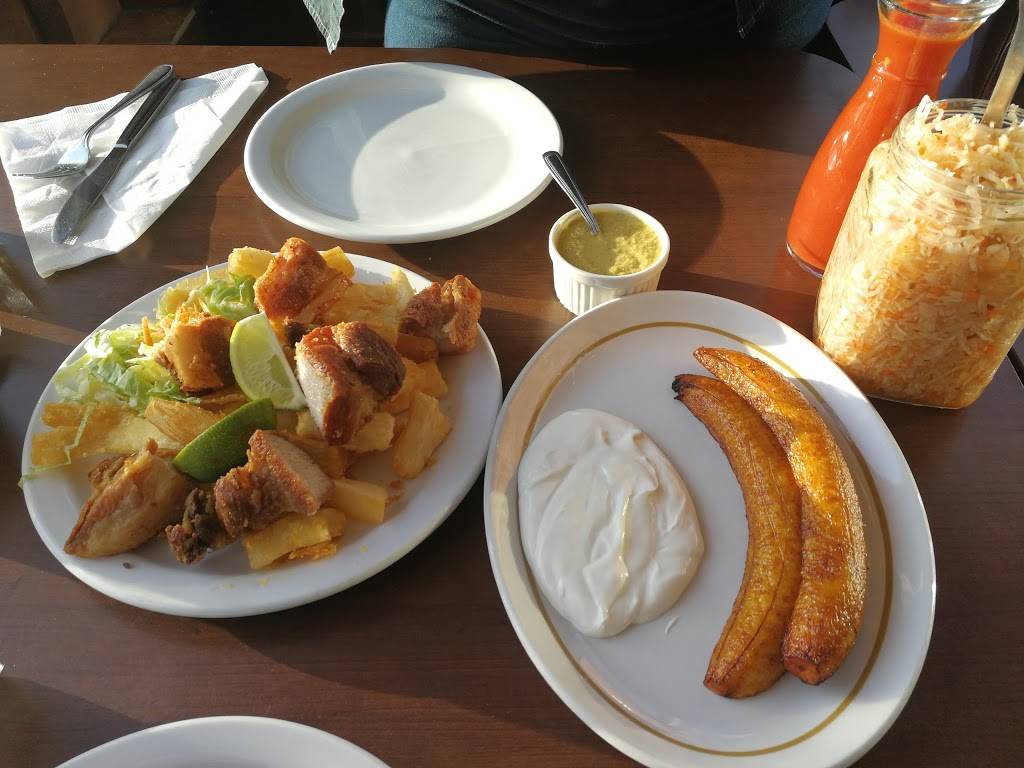 Restaurant La Carreta | restaurant | 350 Rue Saint-Zotique E, Montréal, QC H2S 1L7, Canada | 5142738884 OR +1 514-273-8884