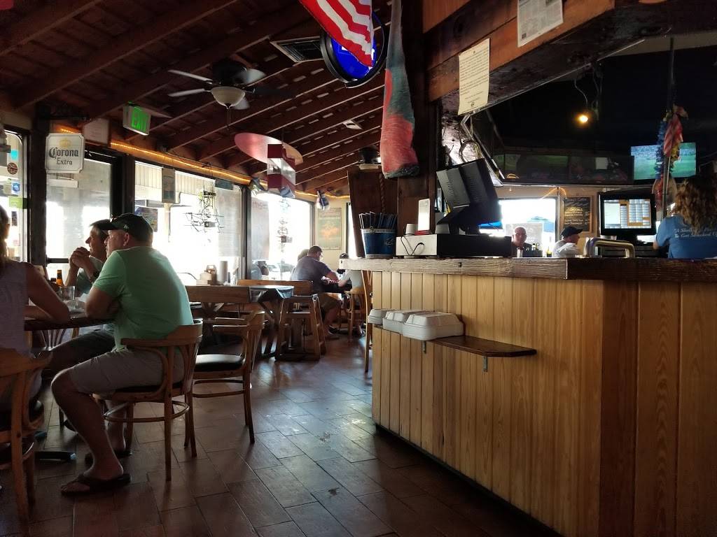 The Crazy Flamingo | restaurant | 1035 N Collier Blvd #313, Marco Island, FL 34145, USA | 2396429600 OR +1 239-642-9600