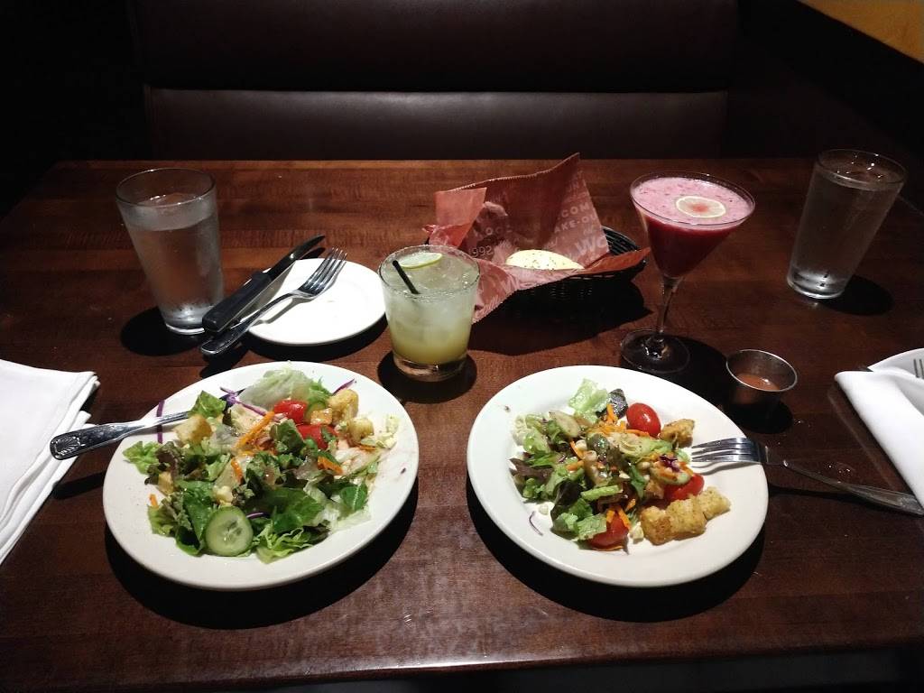 WR American Restaurant and Catering | restaurant | 2785 Lakeshore Dr, Corona, CA 92883, USA | 9516674203 OR +1 951-667-4203