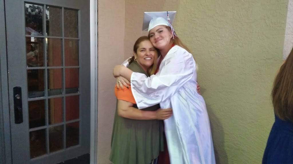 Molcajete LLC | restaurant | 2229 Blue Spruce Way, Tampa, FL 33604, USA | 9417231333 OR +1 941-723-1333