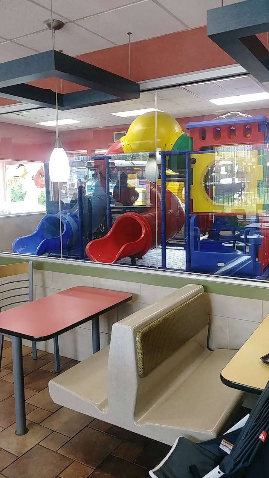 McDonalds | cafe | 155 S Broadway, Yonkers, NY 10701, USA | 9149687804 OR +1 914-968-7804