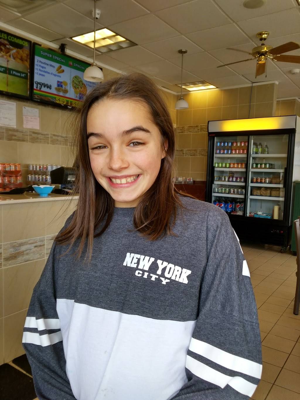 Restaurant M&K | restaurant | 859 Boulevard de lAnge Gardien N, LAssomption, QC J5W 1P3, Canada | 4505891589 OR +1 450-589-1589