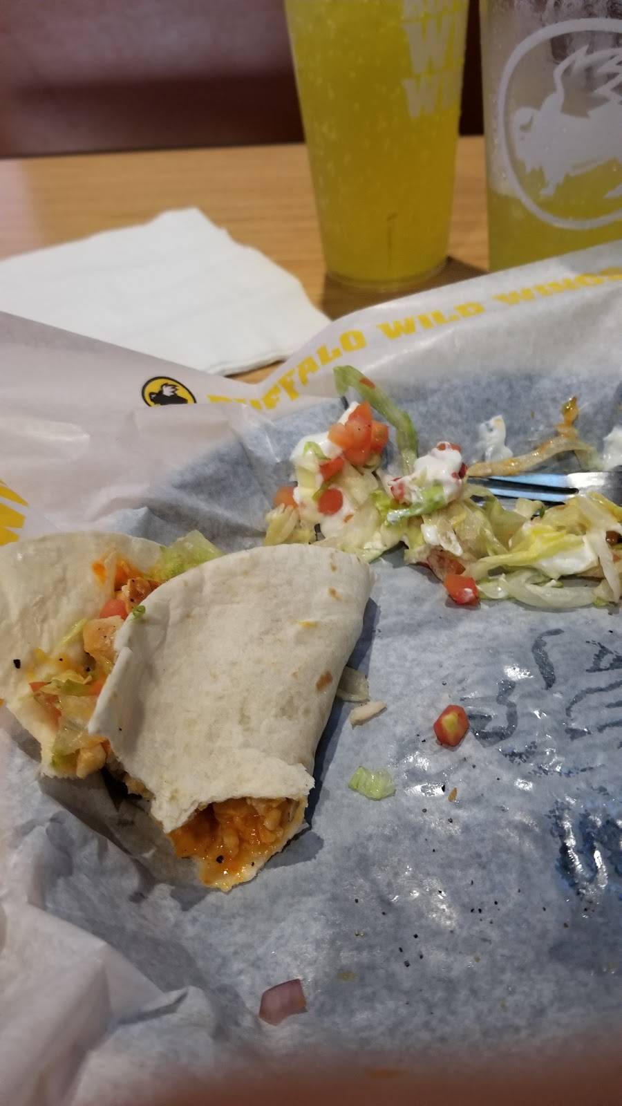 Buffalo Wild Wings | meal takeaway | 249 Harvard Dr, Edwardsville, IL 62025, USA | 6186569464 OR +1 618-656-9464
