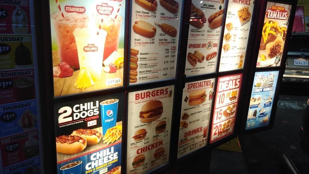 Wienerschnitzel | restaurant | 902 E Santa Clara St, San Jose, CA 95116, USA | 4082933897 OR +1 408-293-3897