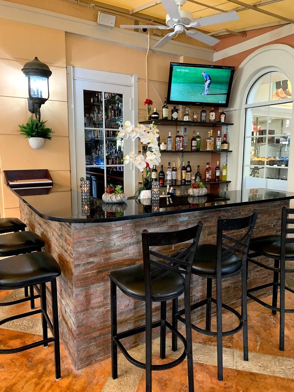 Molinos Ristorante | restaurant | 26841 S. Bay Drive Bonita Springs, FL 34134 Located in the Promenade Mall, Bonita Springs, FL 34134, USA | 2399927025 OR +1 239-992-7025