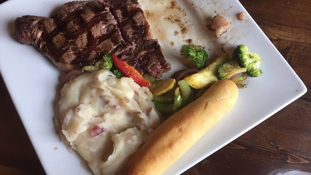 Js Pub & Grill | restaurant | 280 Viking Dr, Reedsburg, WI 53959, USA | 6087680623 OR +1 608-768-0623