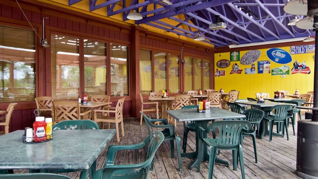 Bullfrogs Bar & Grill | restaurant | 2225 S Ortonville Rd, Ortonville, MI 48462, USA | 2486277755 OR +1 248-627-7755