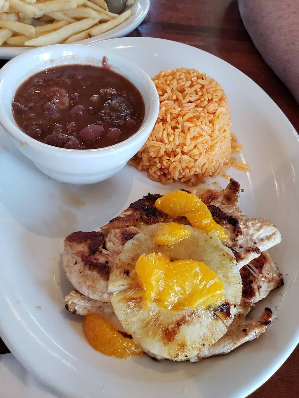 Cubanitas | restaurant | 7973 S Main St, Oak Creek, WI 53154, USA | 4145745260 OR +1 414-574-5260