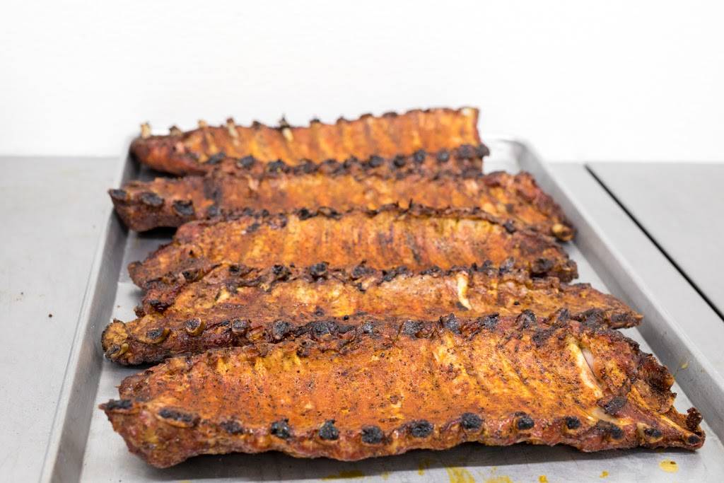 The Big Bib BBQ | restaurant | 104 Lanark Dr, San Antonio, TX 78218, USA | 2106548400 OR +1 210-654-8400