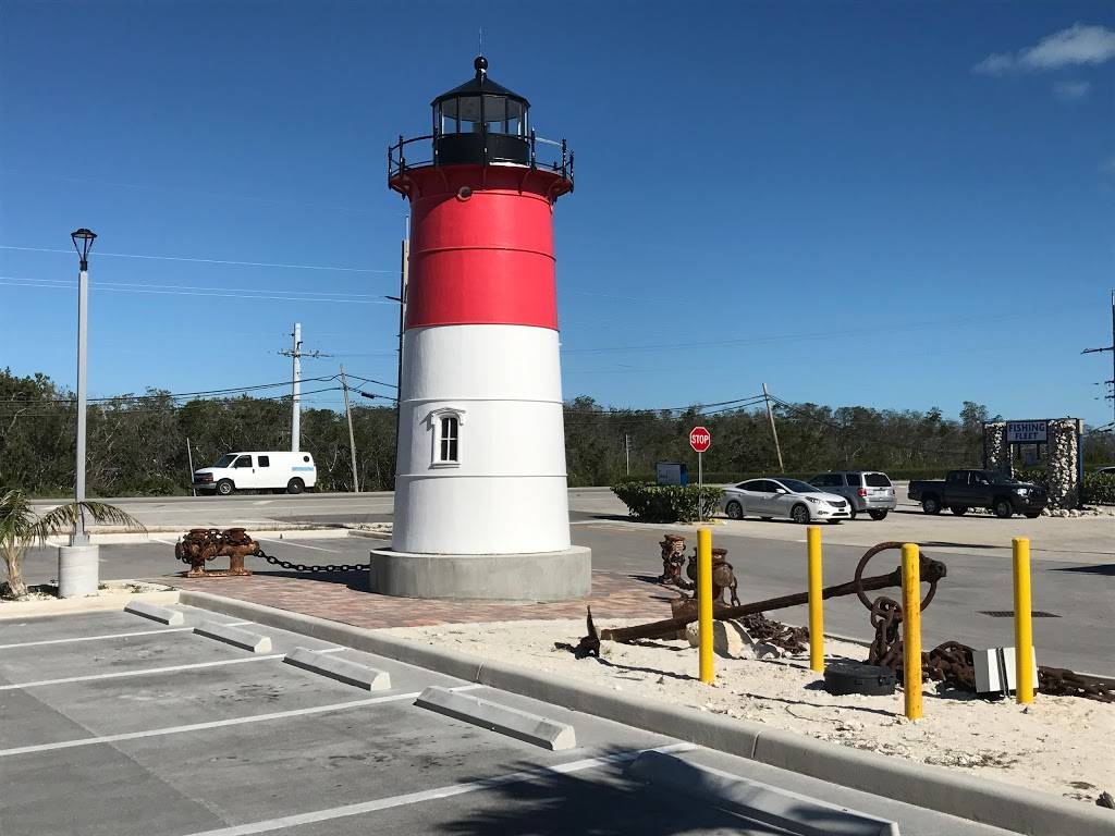 Whale Harbor Marina | restaurant | 83413 Overseas Hwy, Islamorada, FL 33036, USA | 3056644511 OR +1 305-664-4511