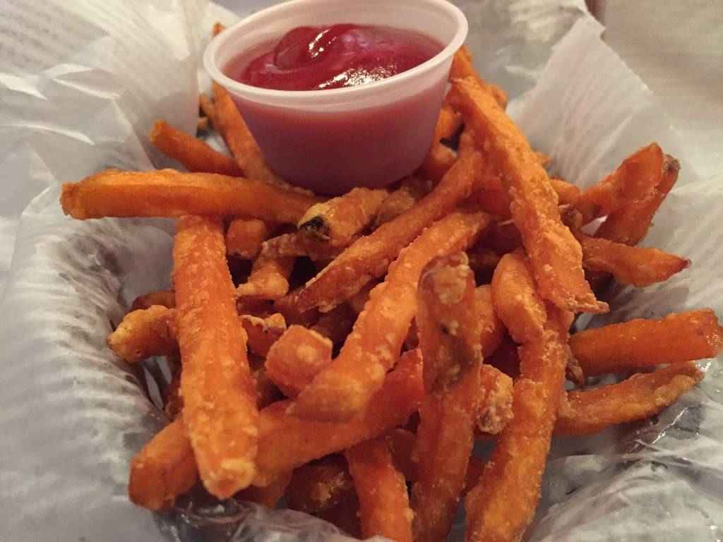 Hot N Juicy Crawfish | restaurant | 116 W Broad St, Falls Church, VA 22046, USA | 7039928700 OR +1 703-992-8700