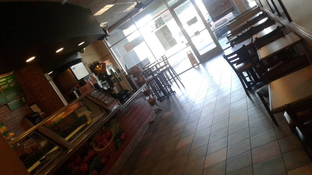 Subway Restaurants | restaurant | 21 S Signal Butte Rd Suite 102, Apache Junction, AZ 85120, USA | 4809865500 OR +1 480-986-5500