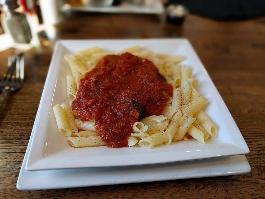 Fireside Restaurant | restaurant | 171 Pelham St, Methuen, MA 01844, USA | 9786832945 OR +1 978-683-2945