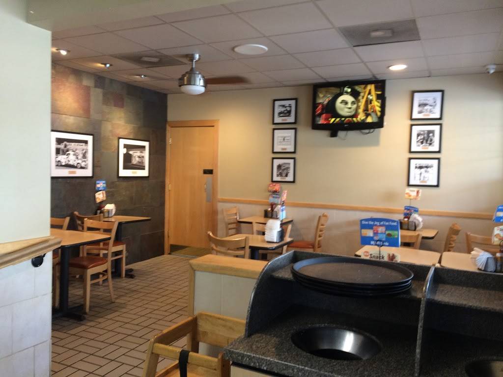 Dairy Queen Grill & Chill | restaurant | 80 Blue Heron Drive, Ridgeland, SC 29936, USA | 8437262195 OR +1 843-726-2195