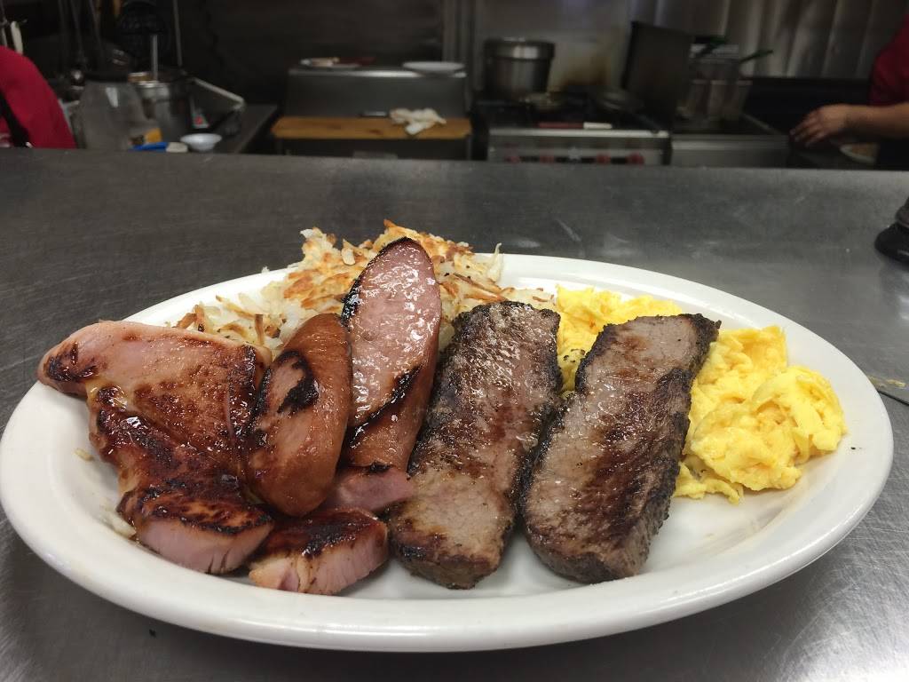 California Classic Cafe | restaurant | 14196 Amargosa Rd a, Victorville, CA 92392, USA | 7602413663 OR +1 760-241-3663