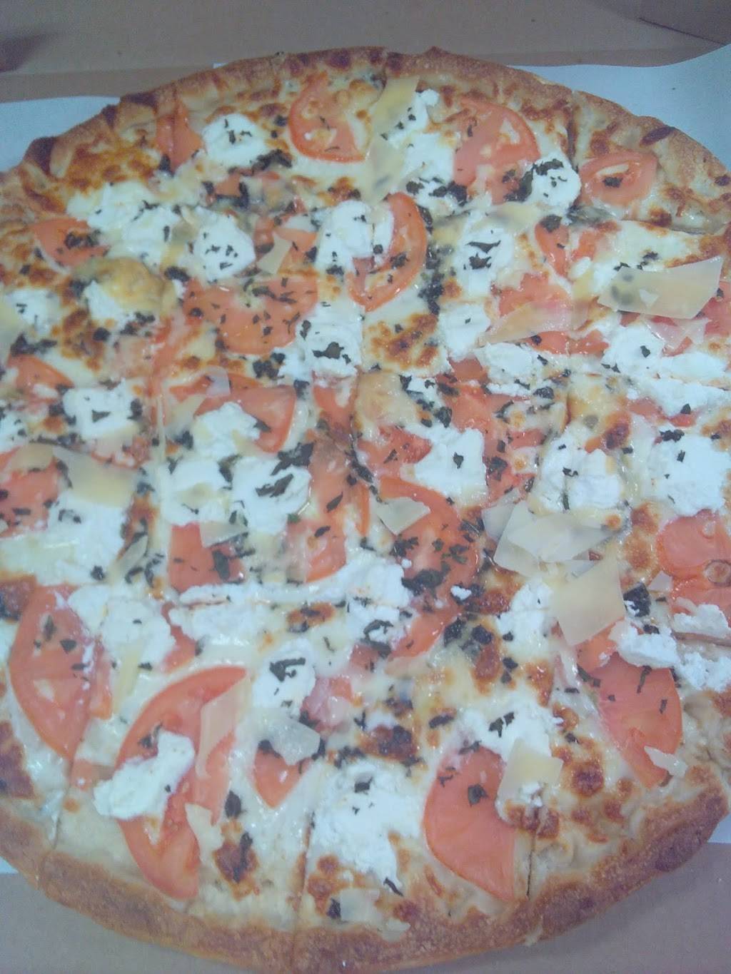 Village Pizza | restaurant | 991 S Main St, Plantsville, CT 06479, USA | 8606200022 OR +1 860-620-0022