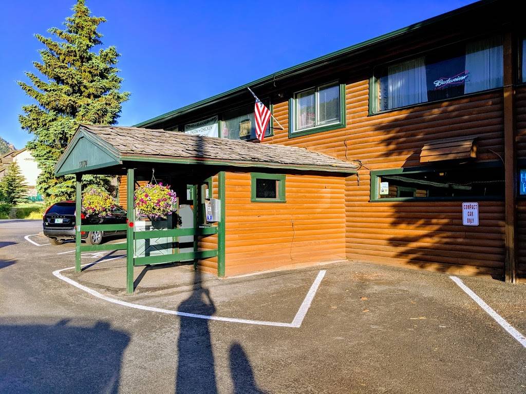 Snake River Saloon and Steakhouse | restaurant | 23074 US-6, Keystone, CO 80435, USA | 9704682788 OR +1 970-468-2788