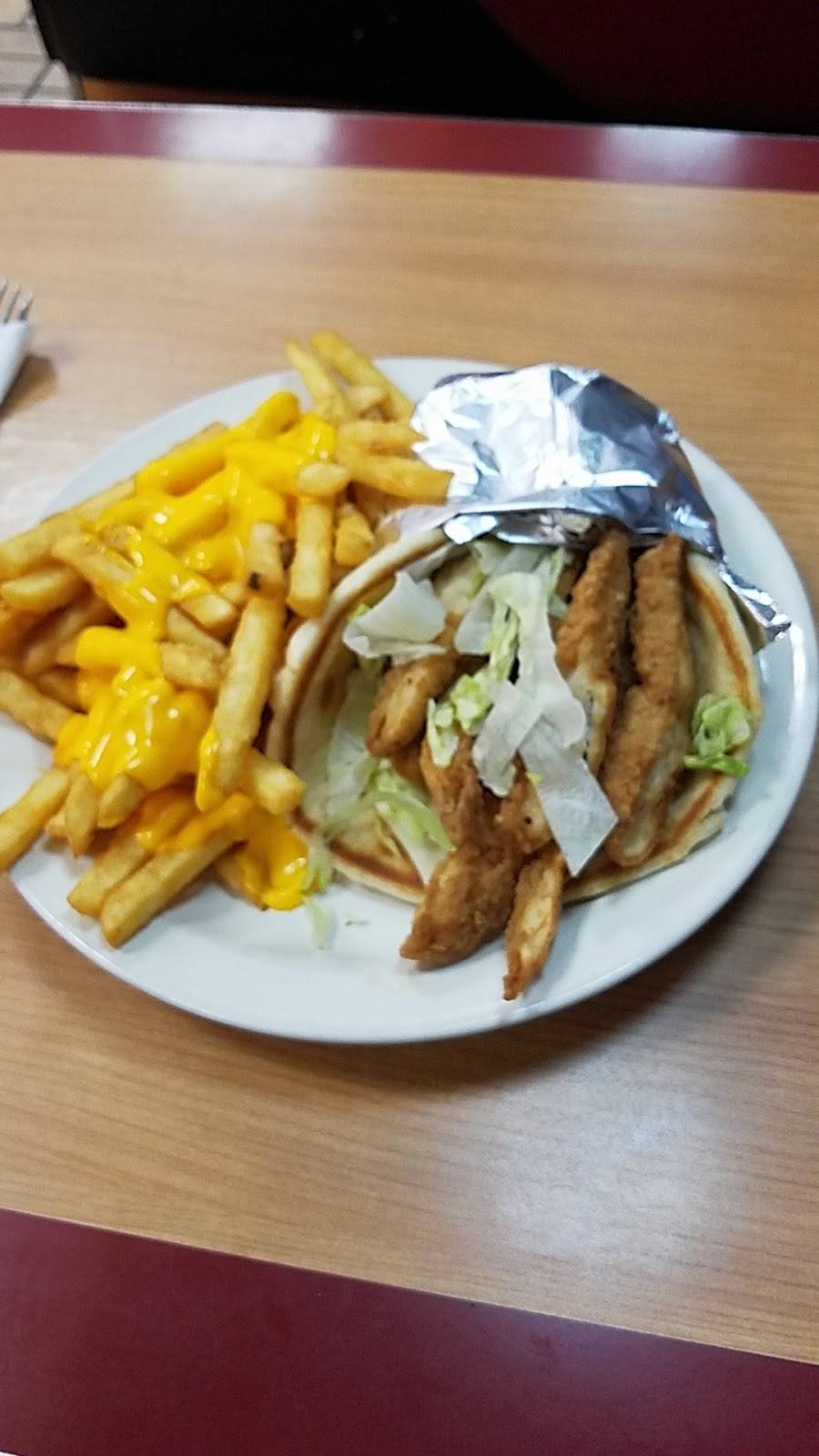 Lucas Coney Island | restaurant | 26631 Van Dyke Ave, Center Line, MI 48015, USA | 5864274000 OR +1 586-427-4000