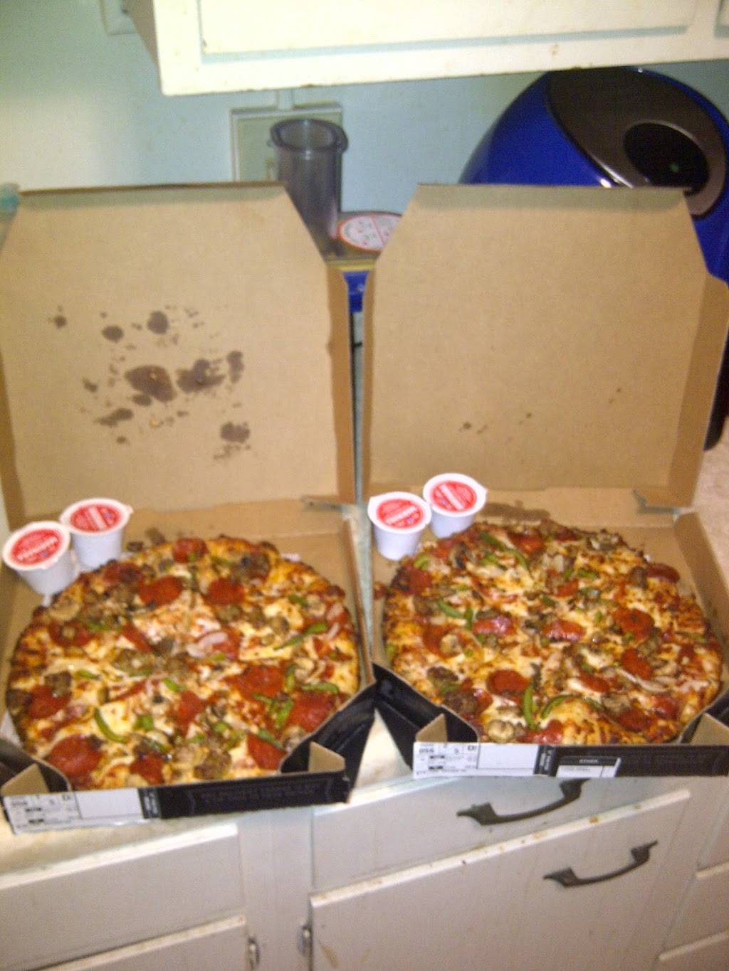 Dominos Pizza | meal delivery | 955 Wabash Ave, Terre Haute, IN 47807, USA | 8122328133 OR +1 812-232-8133