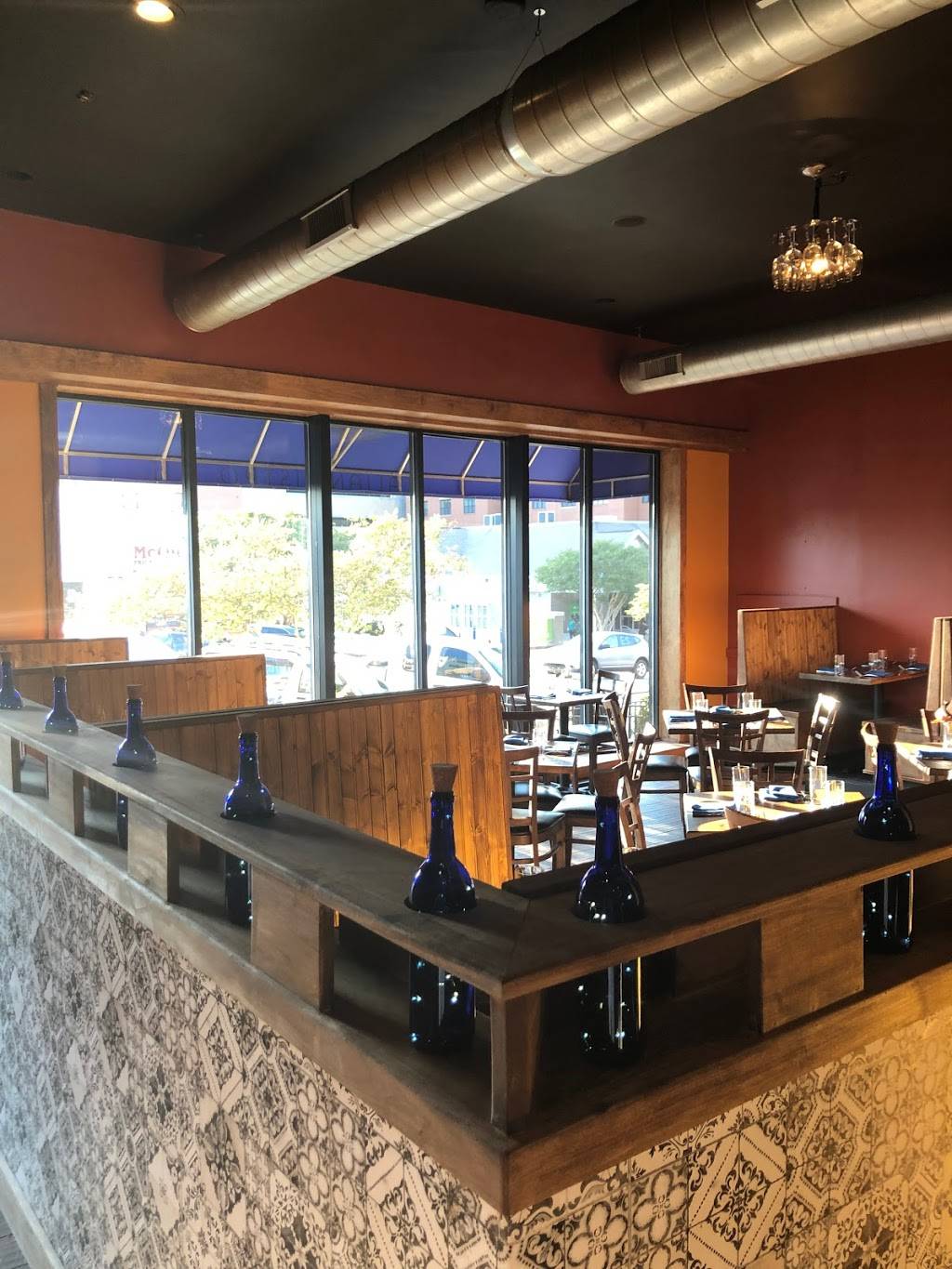 Espositos Italian Bistro | restaurant | 154 N College St, Auburn, AL 36830, USA | 3342096420 OR +1 334-209-6420