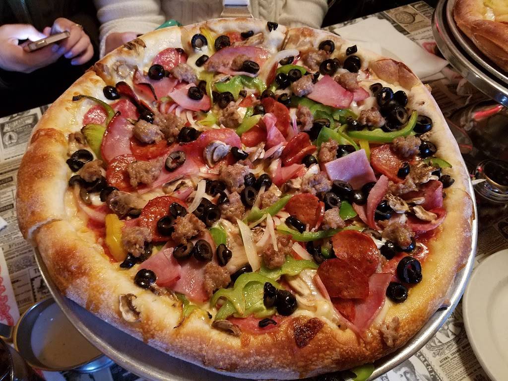 Gay 90s Pizza Co. | restaurant | 288 Main St, Pleasanton, CA 94566, USA | 9258462520 OR +1 925-846-2520