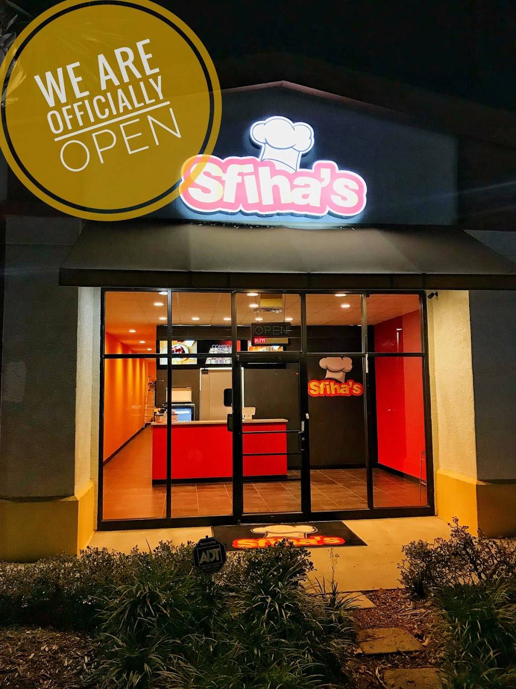 Sfiha’s | restaurant | 6601 Old Winter Garden Rd Ste 108, Orlando, FL 32835, USA | 3218006765 OR +1 321-800-6765