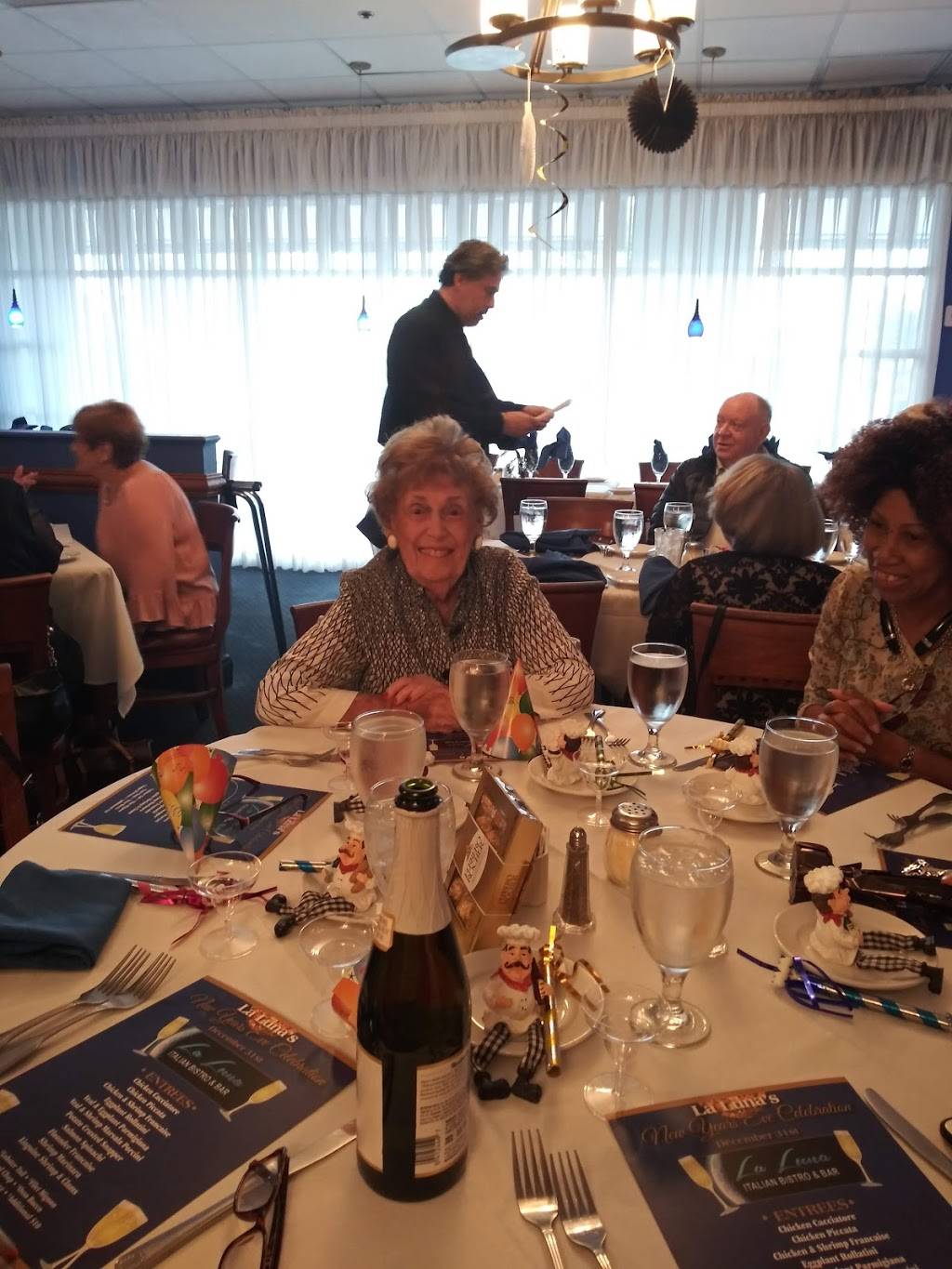 La Luna Italian Bistro | restaurant | 5030 Champion Blvd, Boca Raton, FL 33496, USA | 5619971165 OR +1 561-997-1165