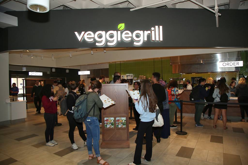 Veggie Grill | restaurant | 308 Westwood Plaza, Los Angeles, CA 90095, USA | 3104696795 OR +1 310-469-6795