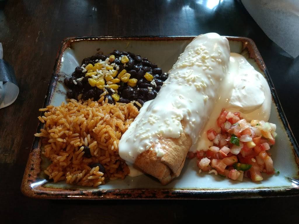 En Fuego Cocina Mexicana | restaurant | 131 Rantoul St, Beverly, MA 01915, USA | 9789937142 OR +1 978-993-7142