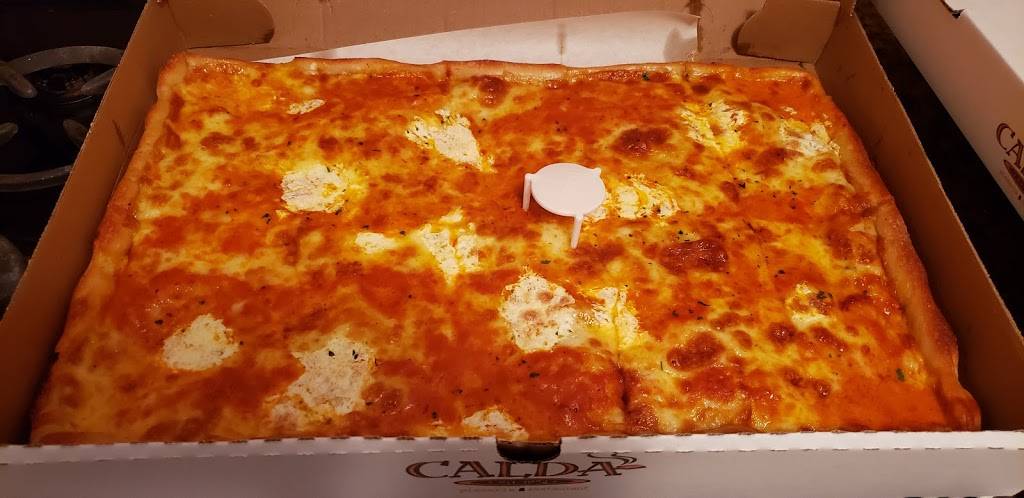 Calda Pizzeria & Restaurant | restaurant | 19 Hicksville Rd, Massapequa, NY 11758, USA | 5168820008 OR +1 516-882-0008