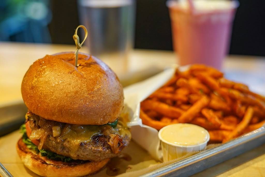 Hopdoddy Burger Bar | restaurant | 12746 W Jefferson Blvd #1120, Playa Vista, CA 90094, USA | 3104102337 OR +1 310-410-2337