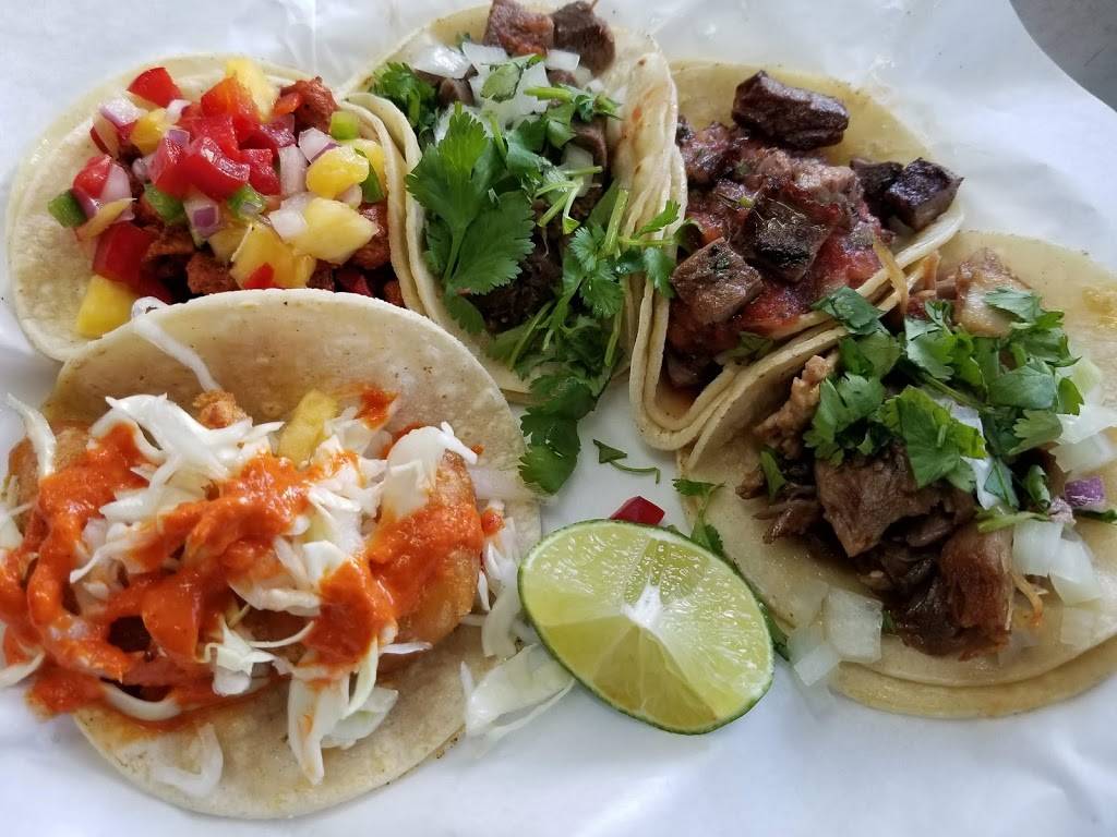 El Lechon | restaurant | 11989 St Paul St, Thornton, CO 80233, USA | 3039314079 OR +1 303-931-4079