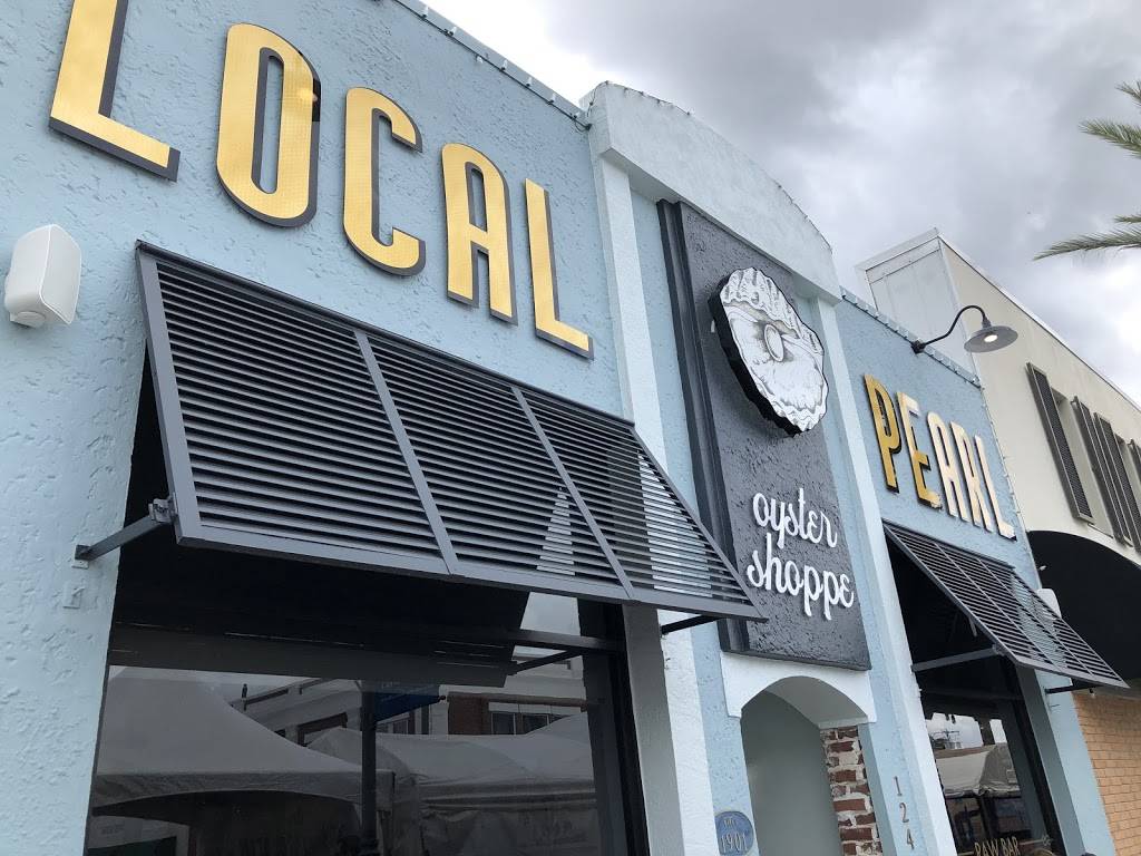 THE LOCAL PEARL OYSTER SHOPPE | restaurant | 124 Canal St, New Smyrna Beach, FL 32168, USA | 3864446483 OR +1 386-444-6483