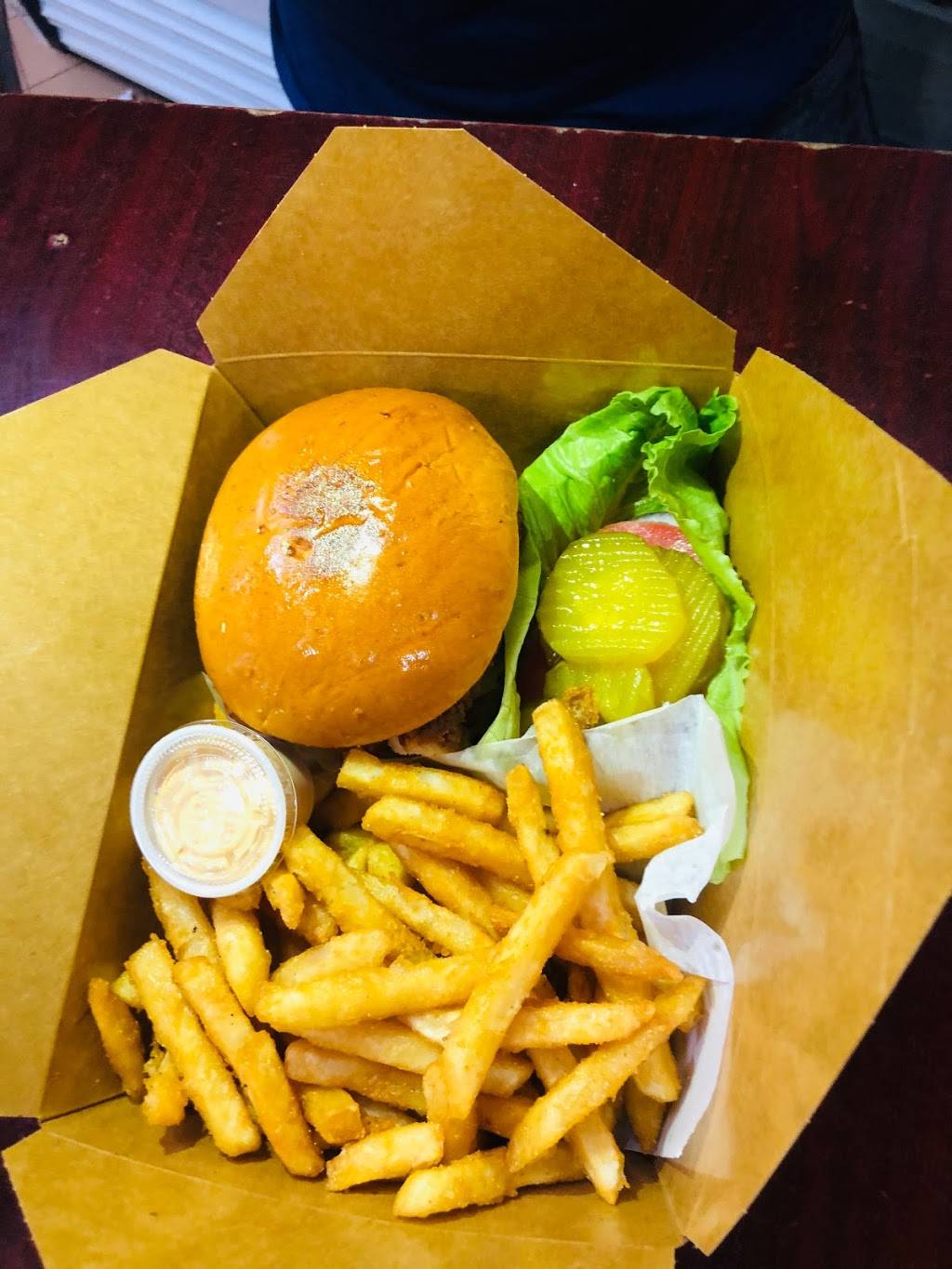 Mister Chicken to Go | restaurant | 5326 Roosevelt Ave, Woodside, NY 11377, USA | 3473306481 OR +1 347-330-6481