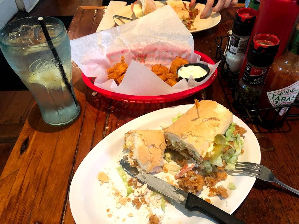 Mahonys Po-boys & Seafood - Uptown | restaurant | 3454 Magazine St, New Orleans, LA 70115, USA | 5048993374 OR +1 504-899-3374