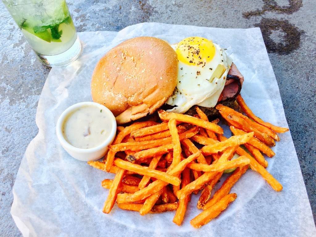 Yard House | restaurant | 4208 Six Forks Rd c110, Raleigh, NC 27609, USA | 9198812590 OR +1 919-881-2590