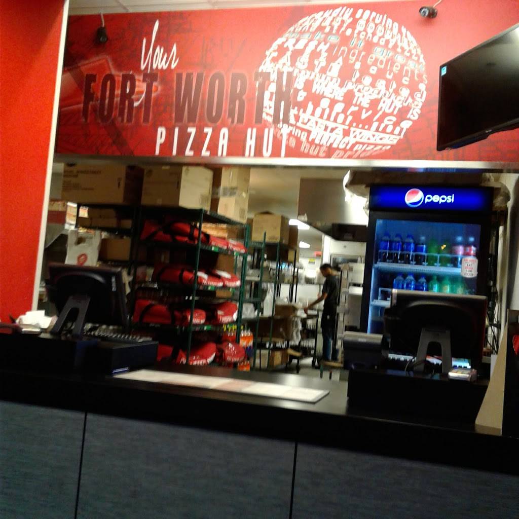 Pizza Hut | restaurant | 2714 E Berry St, Fort Worth, TX 76105, USA | 8175355533 OR +1 817-535-5533