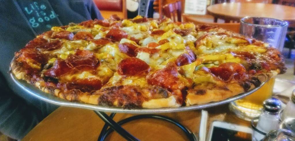 Bearnos Little Sicily Pizza | restaurant | 3002 Charlestown Crossing, New Albany, IN 47150, USA | 8129497914 OR +1 812-949-7914