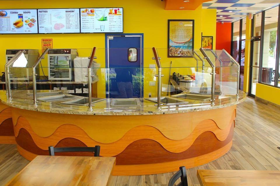 Golden Krust Caribbean Restaurant | restaurant | 958 S Military Trail, West Palm Beach, FL 33415, USA | 5613287347 OR +1 561-328-7347