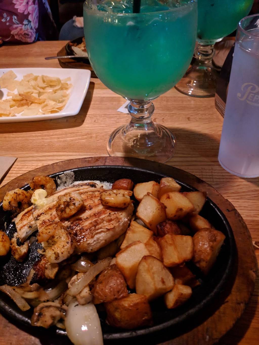 Applebees Grill + Bar | restaurant | 901 N Spence Ave, Goldsboro, NC 27534, USA | 9197515800 OR +1 919-751-5800