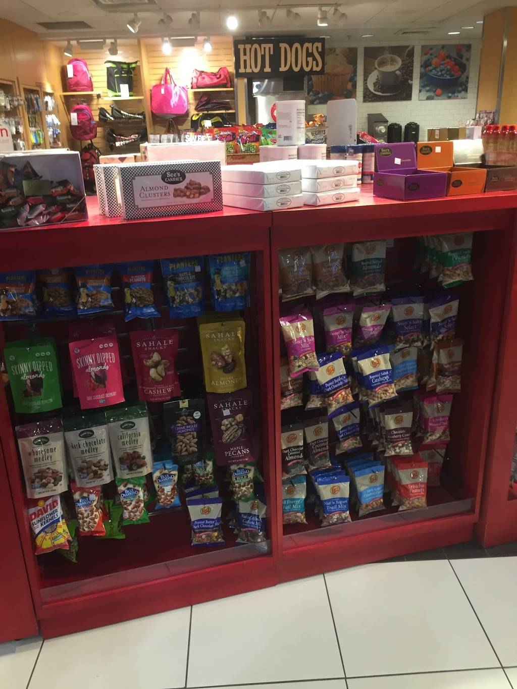 Red Onion Travel Mart | restaurant | 776 N Terminal Dr, Salt Lake City, UT 84122, USA | 8013226508 OR +1 801-322-6508